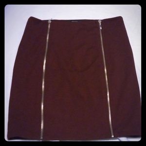 Double front zip skirt in maroon from forever 21